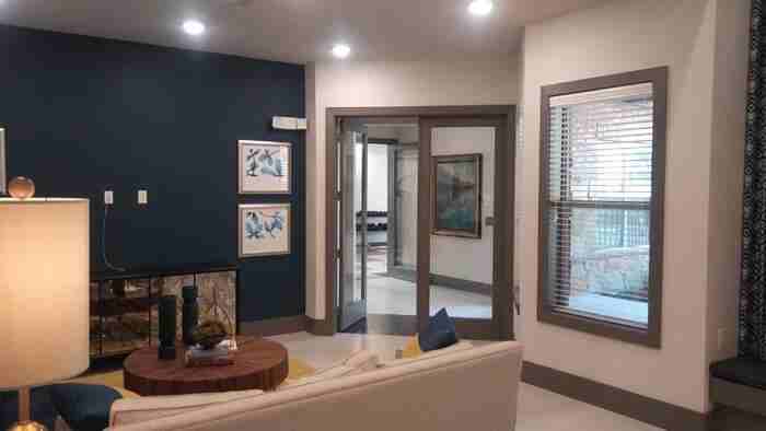 1315 W Brown St #C1 - Photo 3 of 5