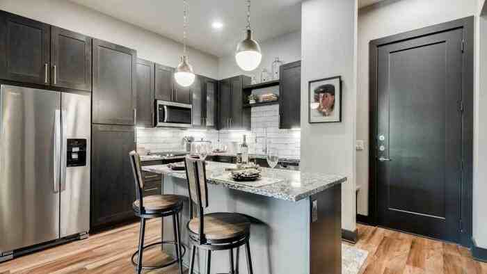 4805 Mckinney Ave #C1 - Photo 5 of 7