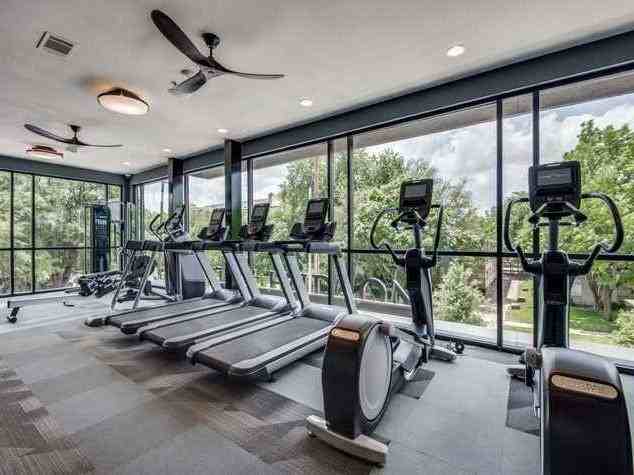 4805 Mckinney Ave #C3 - Photo 2 of 9