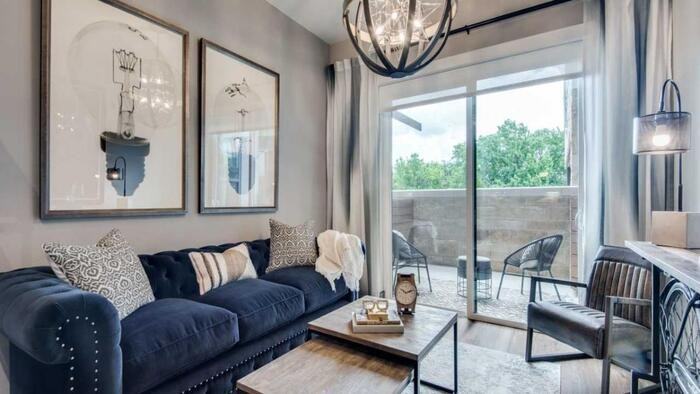 4805 Mckinney Ave #C4 - Photo 4 of 10