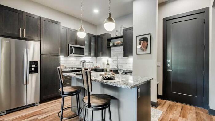 4805 Mckinney Ave #B8 - Photo 5 of 21