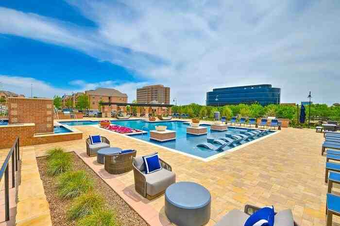 1501 Meridian Dr #B6 - Photo 3 of 40