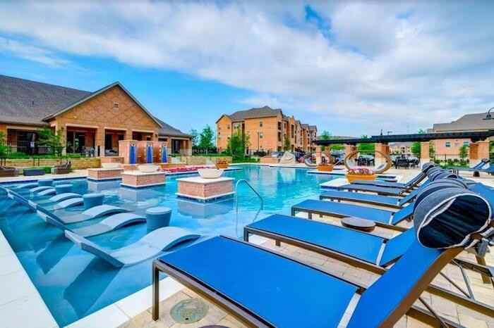 1501 Meridian Dr #B6 - Photo 6 of 40