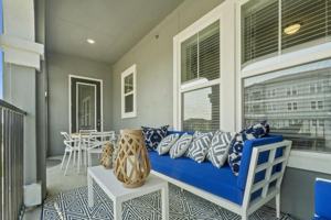 featured image of 1850 Mercer Pkwy #E1