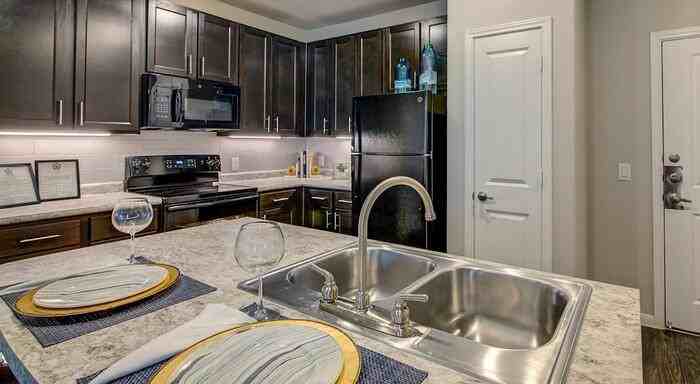 900 Gordon Heights Lane #B2 - Photo 6 of 11