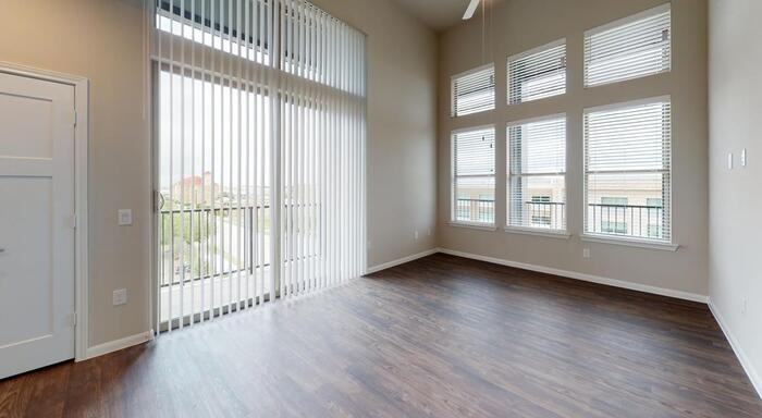 6804 Henneman Way #B5 - Photo 5 of 15