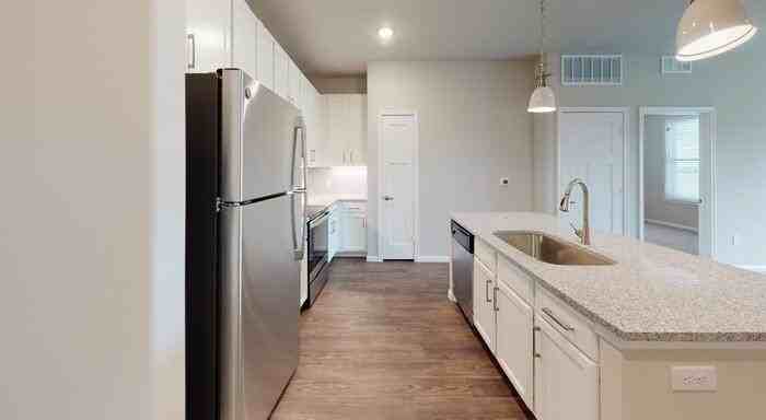 6804 Henneman Way #B5 - Photo 7 of 15