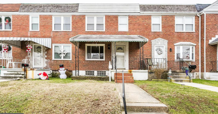 7457 Lawrence Rd - Photo 2 of 26