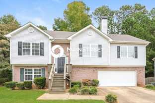 1599 Queen Elizabeth Dr - Photo 1 of 1