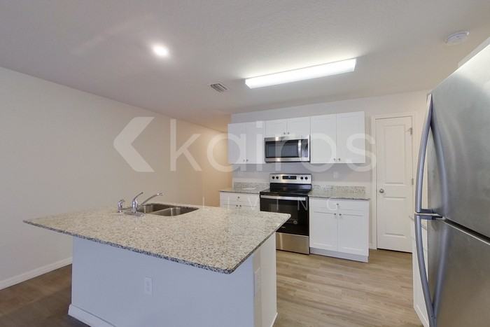 18318 Gibraltar Ln - Photo 6 of 20