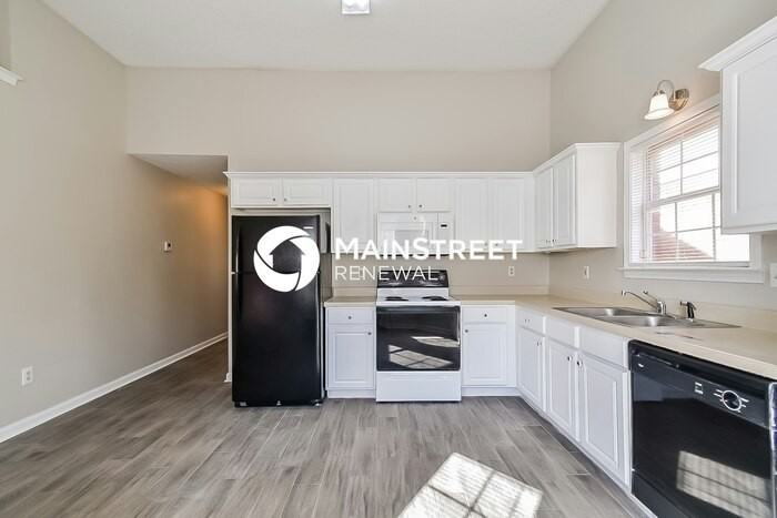 610 South Ashley Glen Circle - Photo 6 of 14