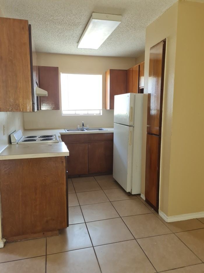 709 Tumbleweed Dr #4 - Photo 6 of 19