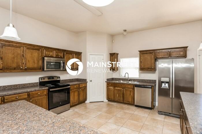 1229 Granada Dr - Photo 7 of 17