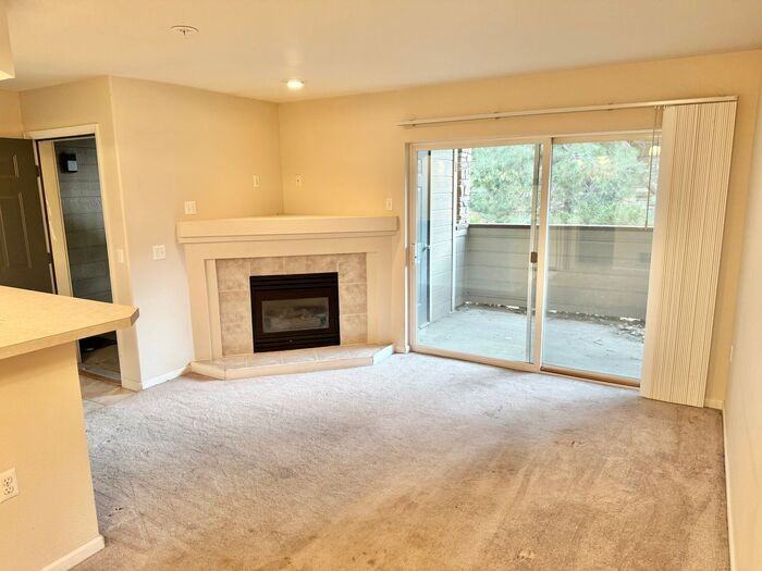 4545 Wheaton Dr #E180 - Photo 5 of 23