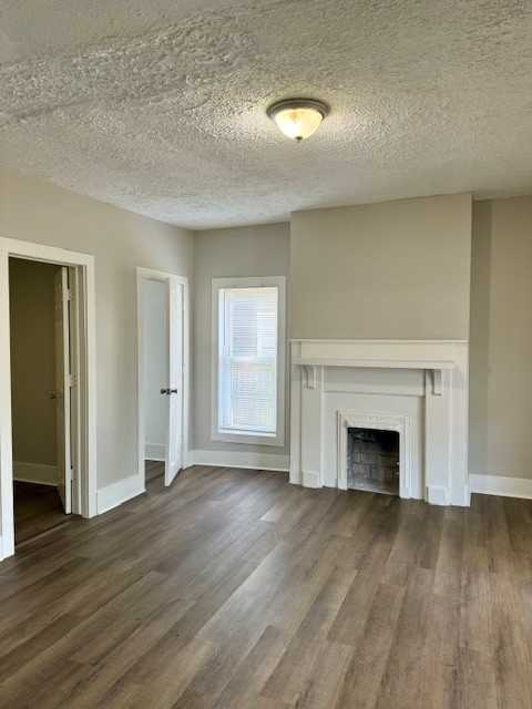 1117 N 5th St - Photo 4 of 9