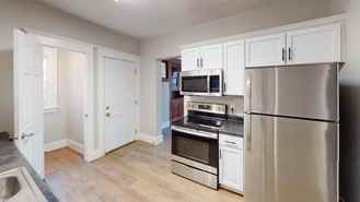 711 N 9th St - Photo 1 of 1