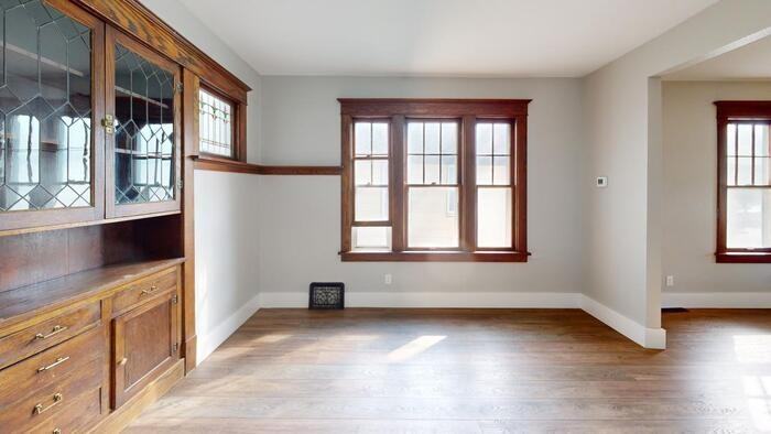 711 N 9th St - Photo 3 of 17