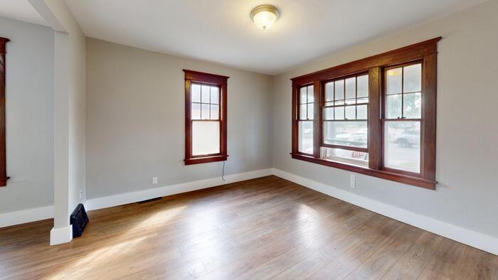 711 N 9th St - Photo 4 of 17