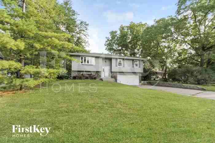 325 Ramble Rd - Photo 3 of 15