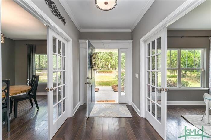 38 Eagle Lane - Photo 2 of 34