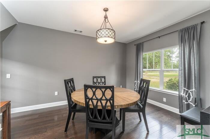 38 Eagle Lane - Photo 3 of 34