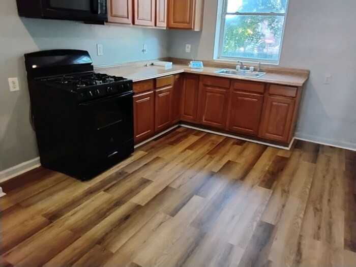 2799 Harlem Ave - Photo 3 of 7