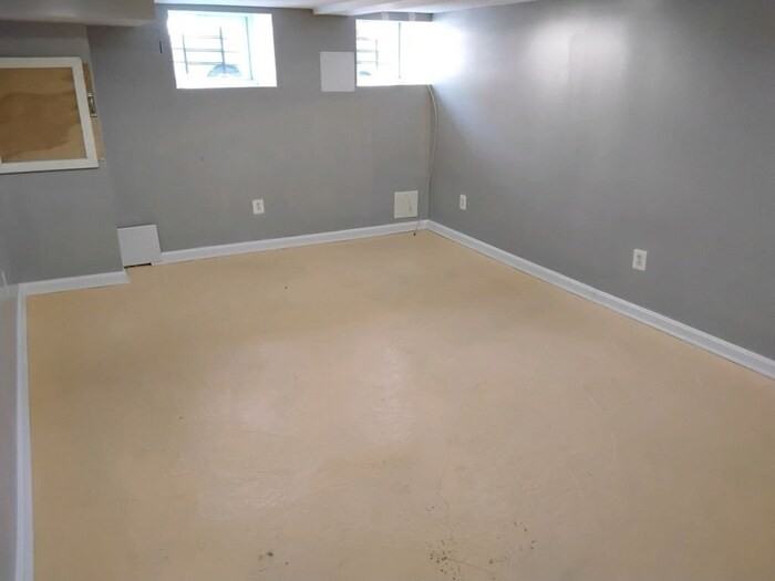 2799 Harlem Ave - Photo 7 of 7