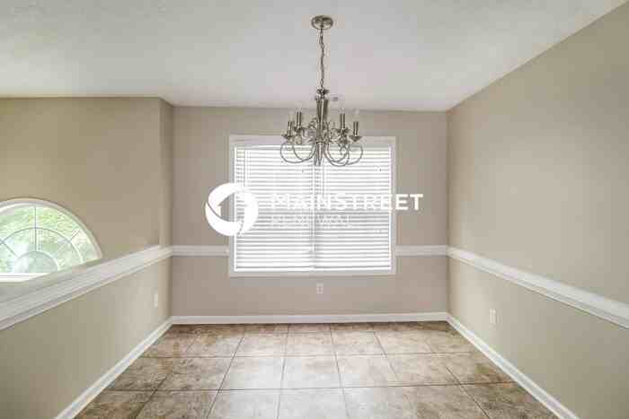 30 Shenandoah Dr - Photo 4 of 17