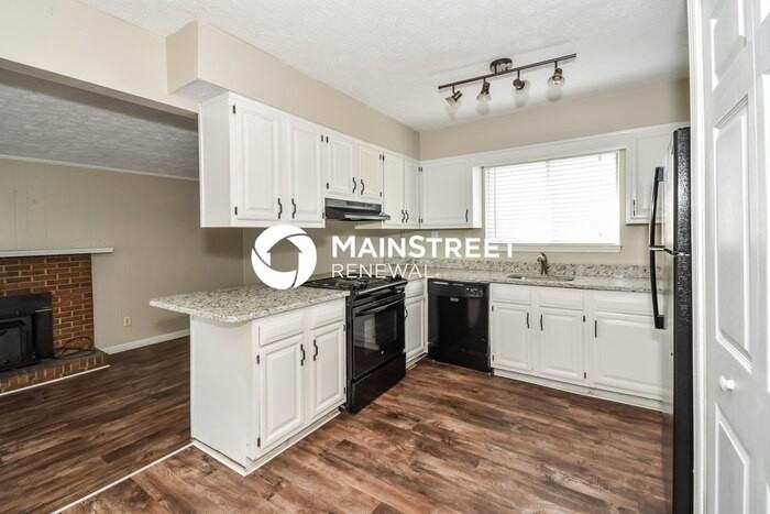 4907 Lunenburg Drive - Photo 7 of 17