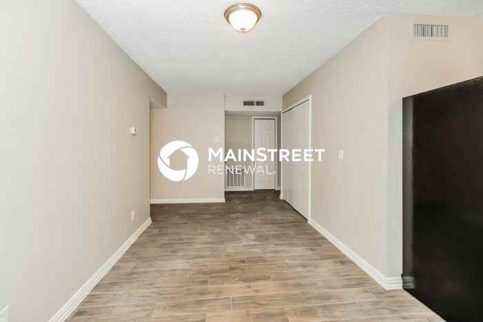 6308 Pine St - Photo 7 of 16