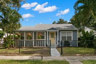 4049 Iris St N - Photo 1 of 1