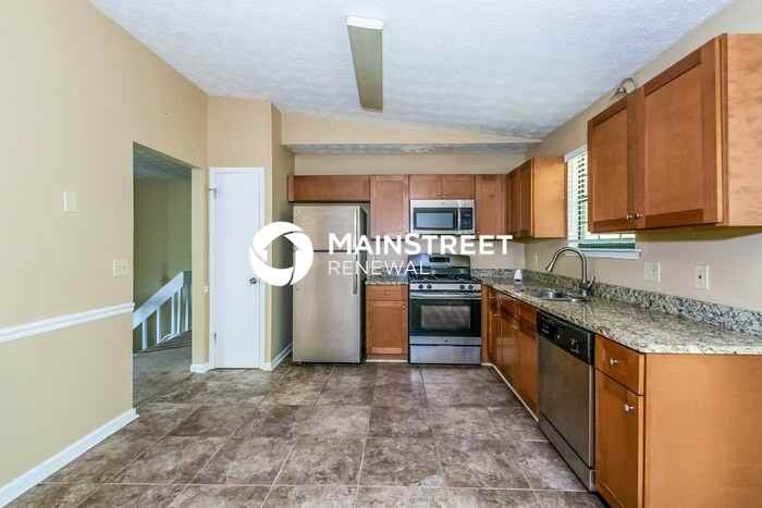 1306 Muirforest Drive - Photo 4 of 15