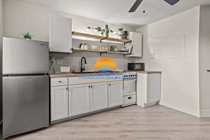 3801 Triana Blvd Sw #8 - Photo 5 of 11