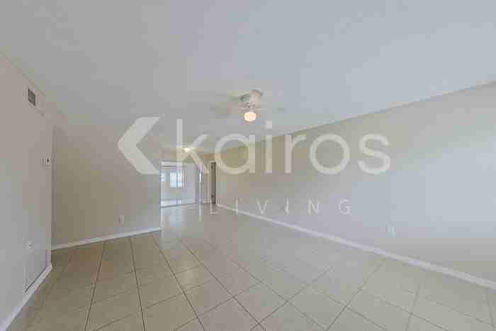 2441 Healy Dr - Photo 6 of 28