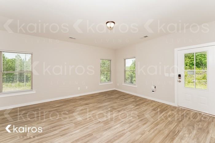 161 Bates Ln - Photo 4 of 16