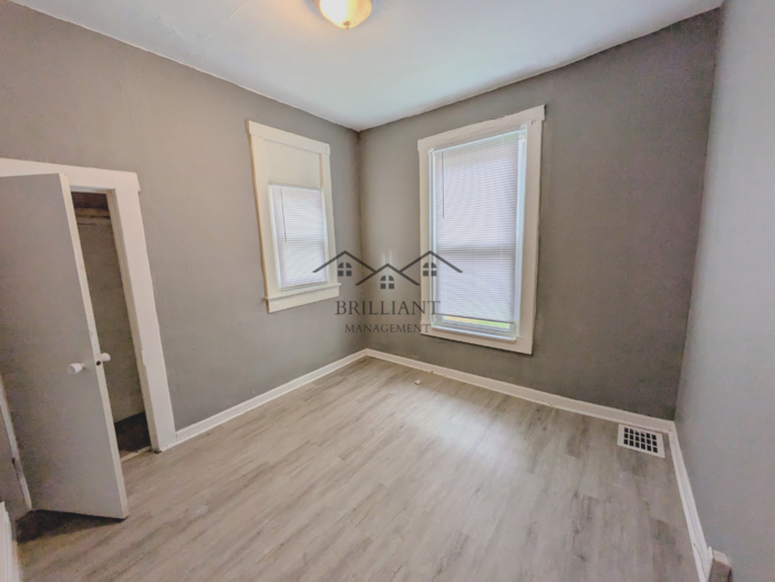 2239 E 34th St #1 - Photo 6 of 8