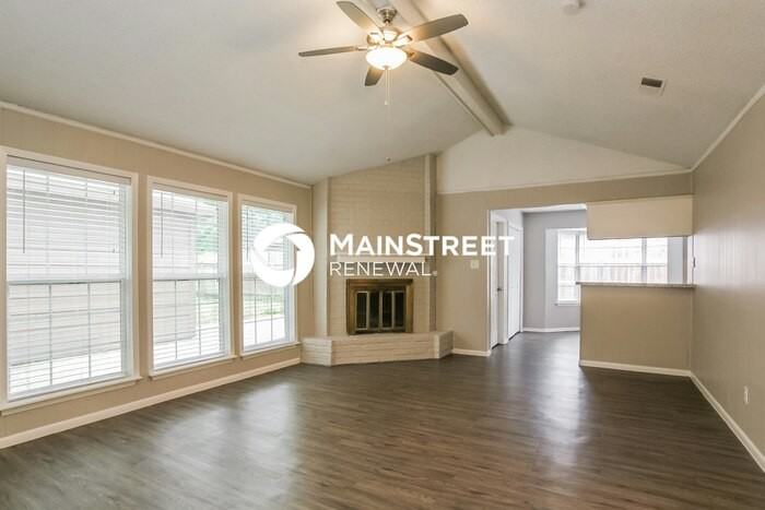 2003 Woodway Dr - Photo 3 of 16