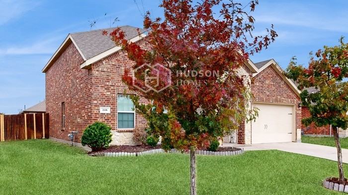 218 Thoroughbred St - Photo 5 of 38