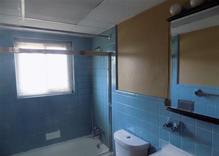 26520 Thomas Street - Photo 6 of 11