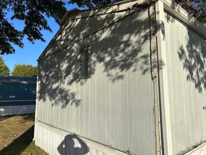 2021 W 3rd St - Photo 4 of 15