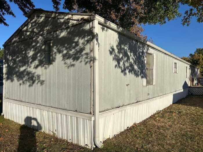 2021 W 3rd St - Photo 5 of 15