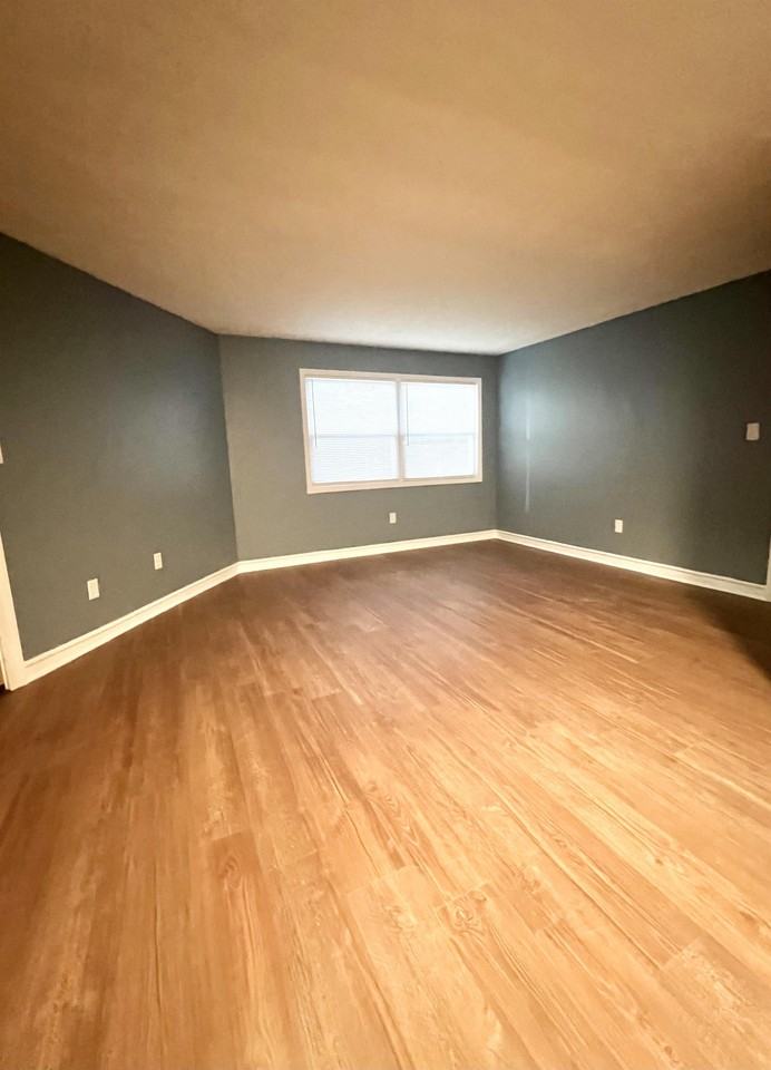 125 Sierra Pl #1-103 - Photo 2 of 18