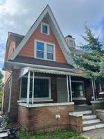 featured image of 3031 Lawrence St