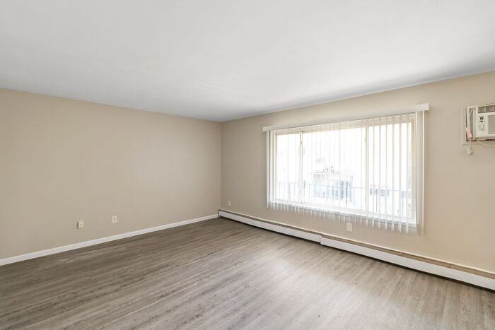 45845 Brownell St #1F - Photo 2 of 6