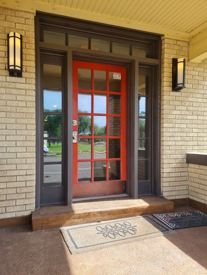 521 East Tyler Avenue #9 - Photo 3 of 14