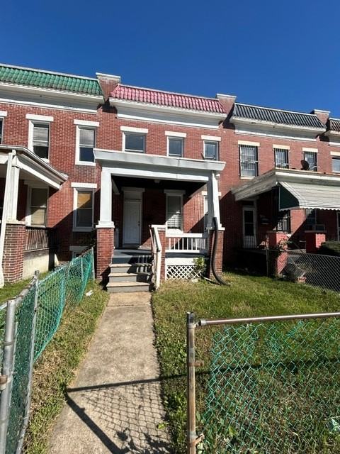 599 N Edgewood St - Photo 2 of 20