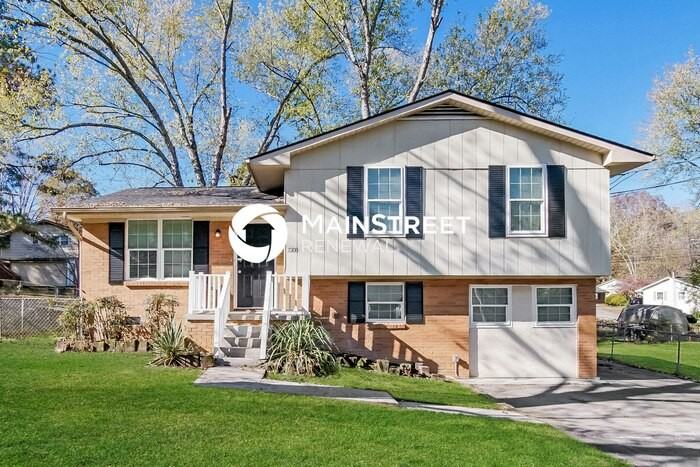 5200 Foxwood Road - Photo 4 of 17