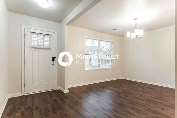 249 Chesser Reserve Dr - Photo 2 of 17