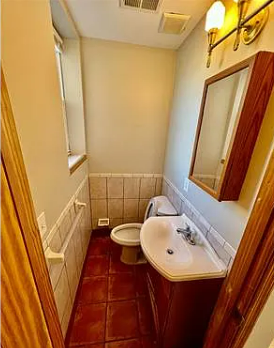 1599 Retreat St - Photo 7 of 14