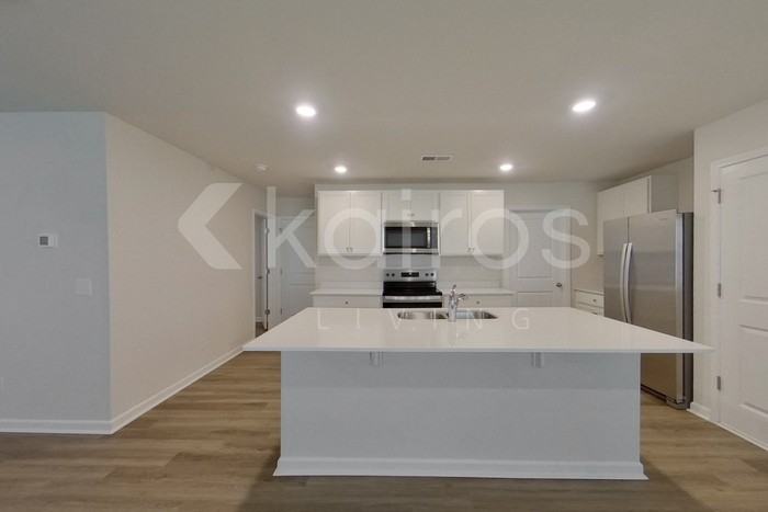 109 Inez Ave - Photo 6 of 27